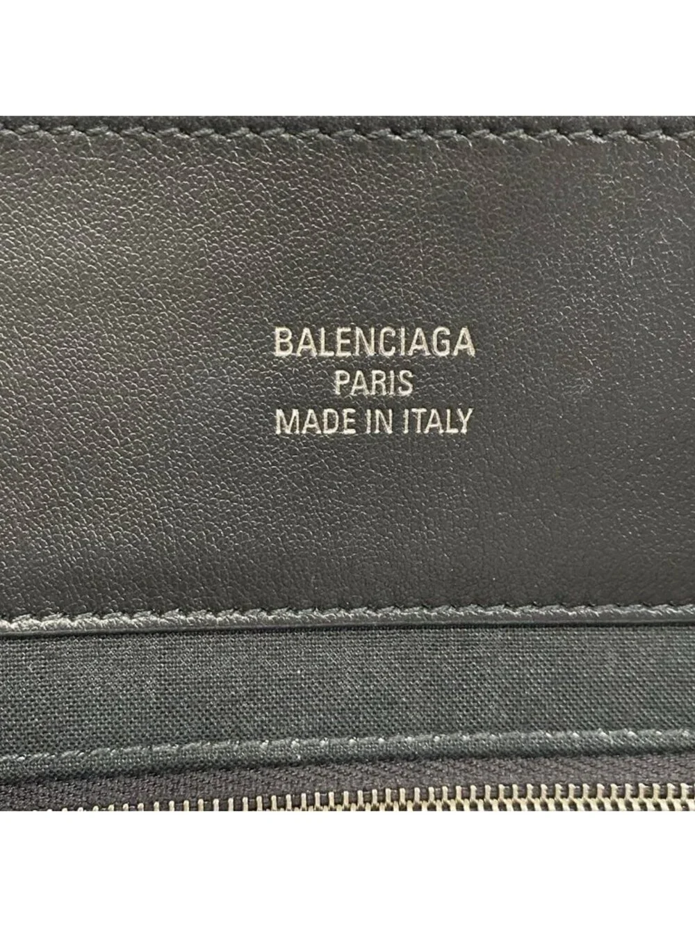 Balenciaga Tote Duty Ivory Black Leather